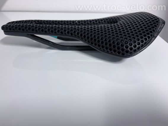 Selle carbone 3D 155 comme neuve - 4