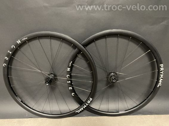Roues route Prymahl Orion A30RS