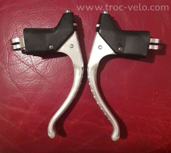 Leviers de frein Atom drilled vintage en Tbé