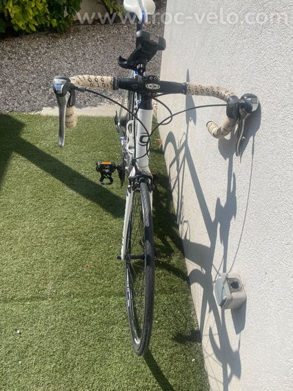 Cannondale CAAD8 tiagra - 2