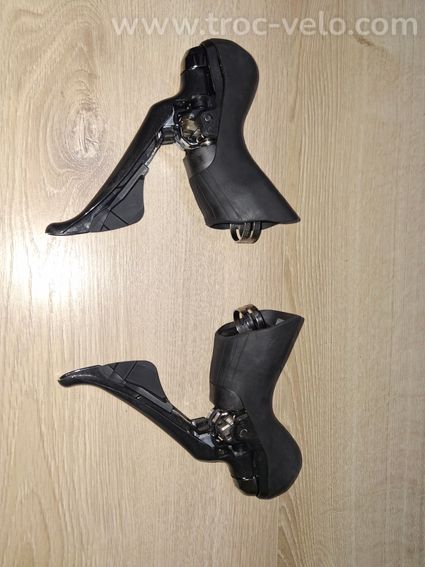 Paire de leviers / shifters Ultegra 11v ST-R8020 freins à disque - 2