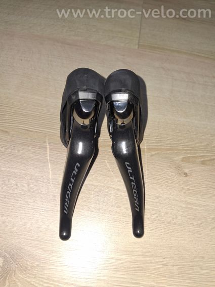 Paire de leviers / shifters Ultegra 11v ST-R8020 freins à disque - 3