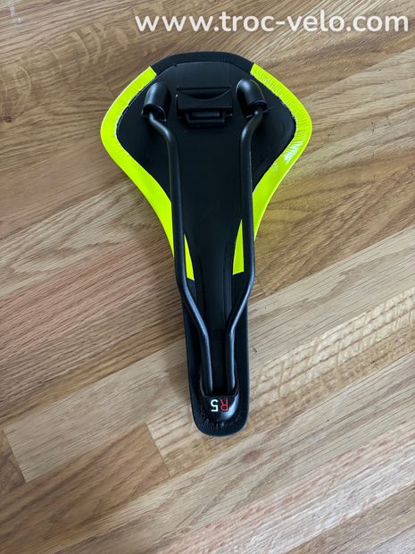 Fizik antares R5 neuve - 2