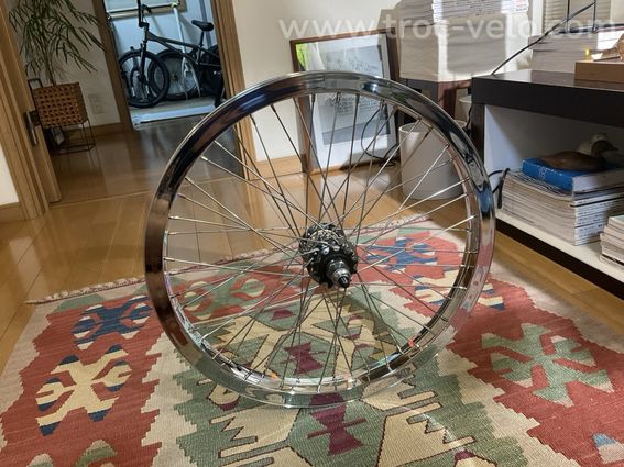 Roue de vélo BMX vintage ARAYA HIMIKO NANKAI 48h Freecoaster camacura