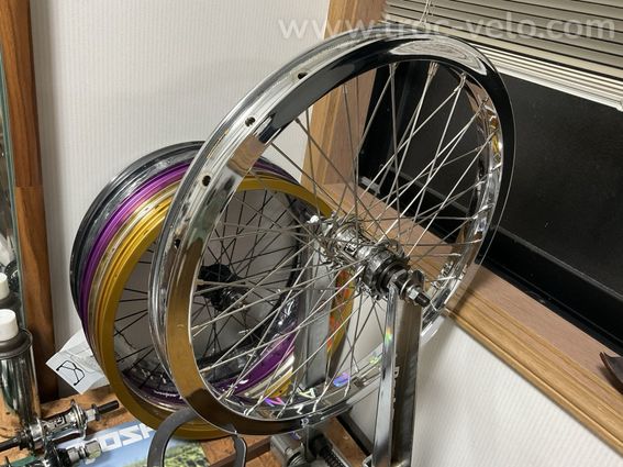 Roue de vélo BMX vintage ARAYA HIMIKO NANKAI 48h Freecoaster camacura - 4