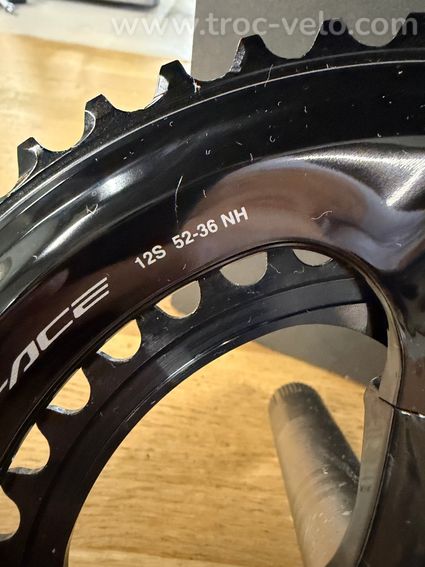 Pédalier Shimano Dura Ace 12v - 2