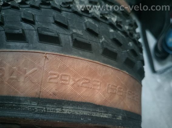 2 Pneus SPECIALIZED - 3