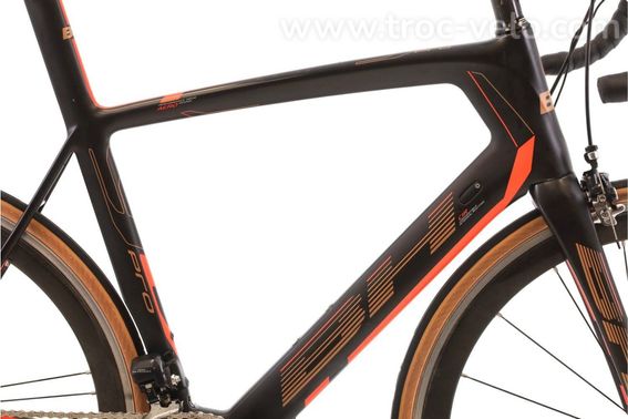 Produit Reconditionne Bh G6 Pro Di2 11v Noir Velo De Route Tres Bon Etat - 2