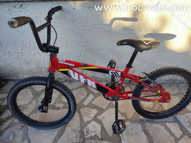 Bmx rouge GT racing VFR 2003 - 2