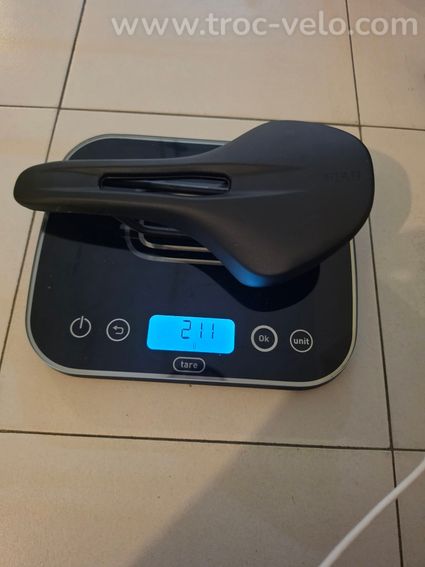 Selle Fizik Vento Antares R7, Alloy Rail, 140 mm - 2