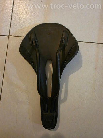 Selle Fizik Vento Antares R7, Alloy Rail, 140 mm - 4