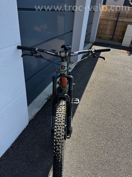 VTT Polygon Siskiu N9 - 2