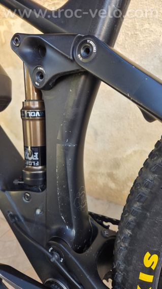 YT Industries Izzo Core 4 2024 – Transmission SRAM X0 - 8