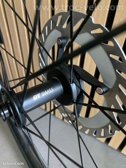 Pack NEUF : Roues Carbone Canyon ED42 + Pneus + Disques Ultegra + Cassette 12V - 7