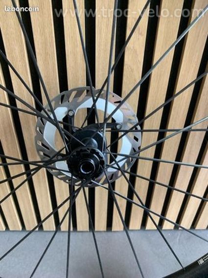 Pack NEUF : Roues Carbone Canyon ED42 + Pneus + Disques Ultegra + Cassette 12V - 8