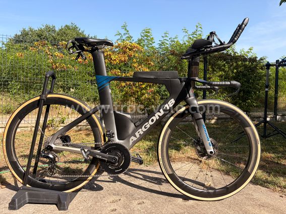 Argon 18 E-118 Tri+ L – Ultegra Di2 – Rotor PM – Roval CL50 – Full Race