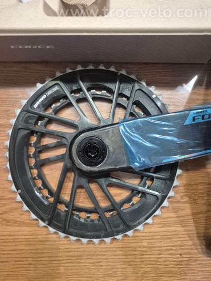 Pedalier sram force capteur de puissance