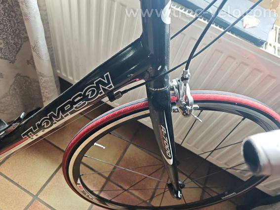 Vélo de route Thompson Hydro (Shimano 105 R7000) - 2