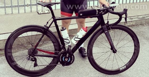 Superbe vélo de course haut de gamme en carbone argon - 5
