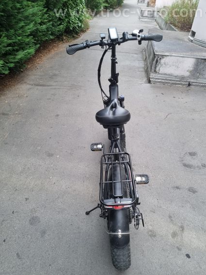Vélo électrique pliable