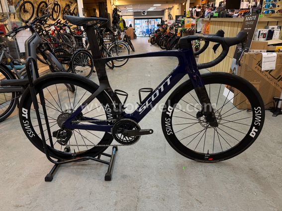 Vélo route Scott Foil RC Team