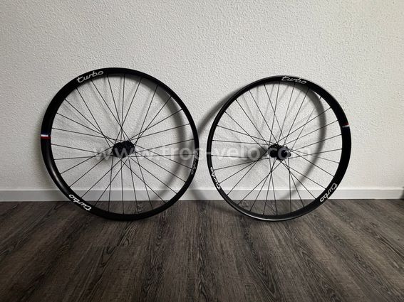 Roues carbonne Turbo