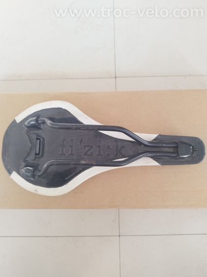 Selle FIZIK Tundra 2
