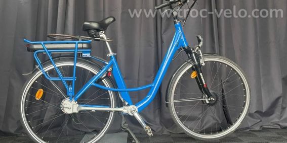 Beau vélo de ville Arcade à Cardan - 2