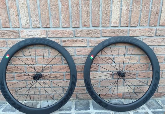 Roues carbone 60mm
