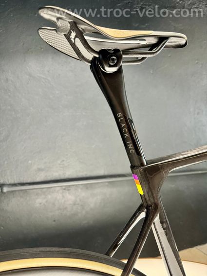 Vélo Factor O2VAM 54 Sram Red roues BlackInc Special Edition Attaquer - 4