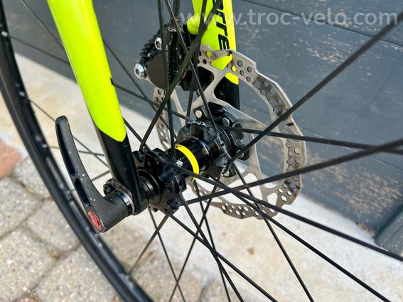 Vends LAPIERRE CARBONE 600 - 6