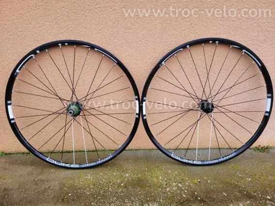 Roues Duke Cross Runner Disc Boyaux - 2