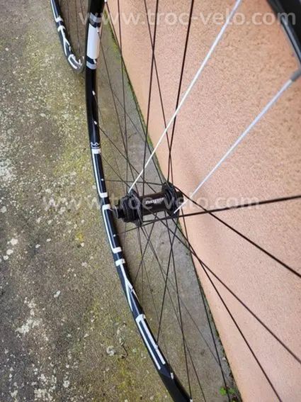 Roues Duke Cross Runner Disc Boyaux - 3