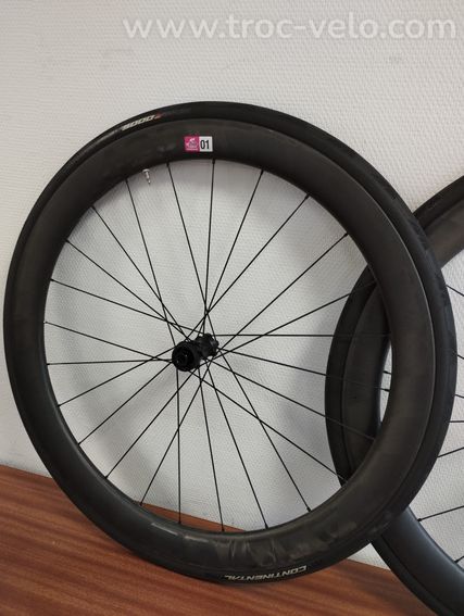 Roue Bontrager Aeolus Pro 49V