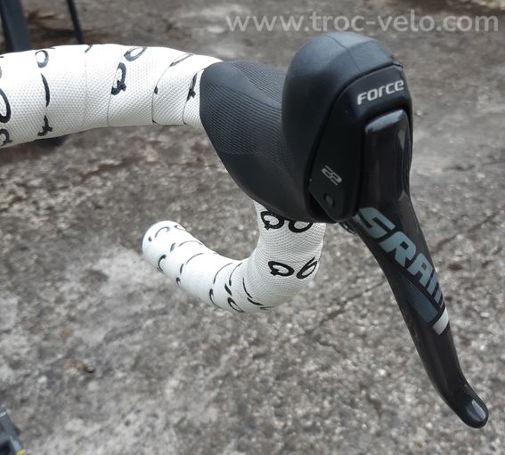 Vélo de route carbone FSC Tornado Taille L - 8