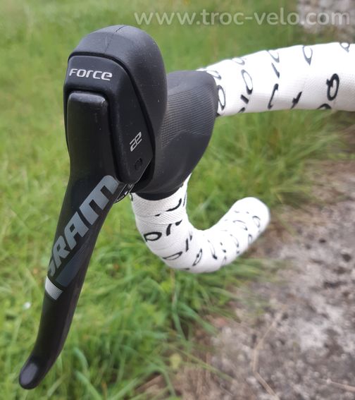 Vélo de route carbone FSC Tornado Taille L - 9