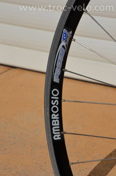 Paire de Roues Ambrosio Focus TBQ - 36 rayons - 9 speed 12-23 - Shimano Deore - 8