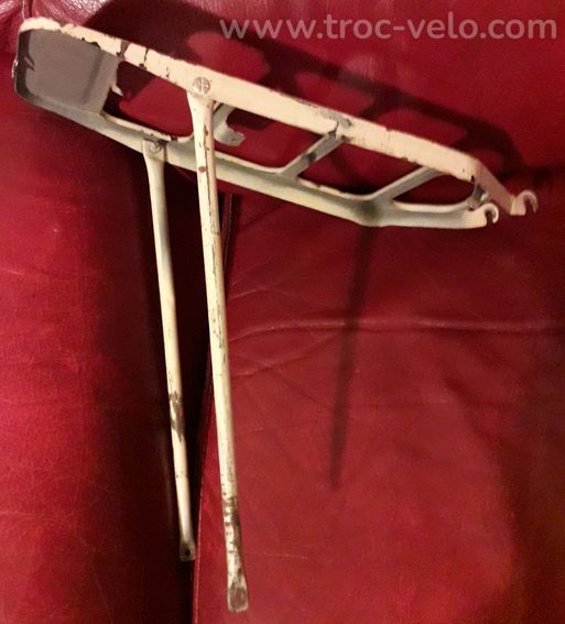 Porte-bagage vélo ancien vélosolex roue 650 / 26" pouces en Bé - 2