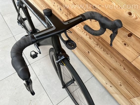 Canyon Ultimate CF SLX 8.0 Ultegra Di2 - DT Swiss PRC 1100 Mont Chasseral - 3
