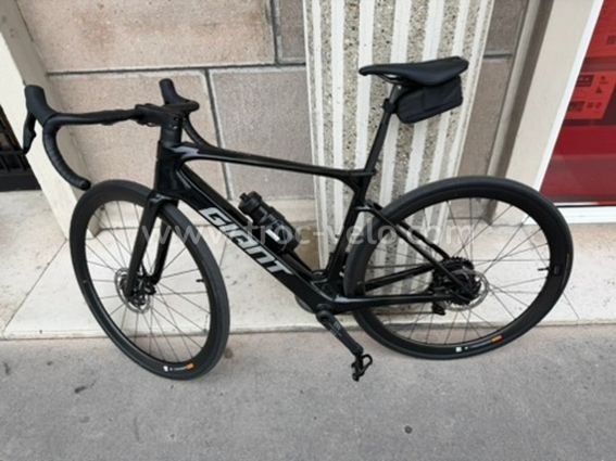GIANT Defy Advanced E+ Elite 1 Taille M