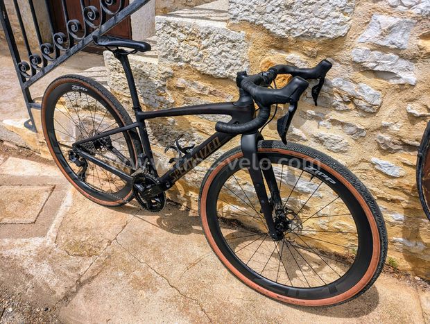 Specialized Diverge taille 49 105 di2 zipp 303s