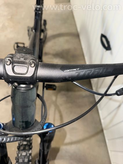 Vélo Giant Reign 1 29" - État neuf - Moins de 20 km - 9
