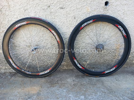 Roues carbone Sonic à boyaux