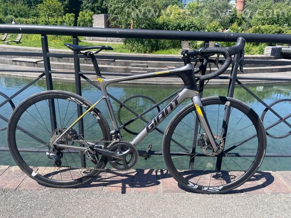 Giant Defy Advanced Pro 1 Carbone – Roues Carbone – Ultegra Di2 – Taille ML