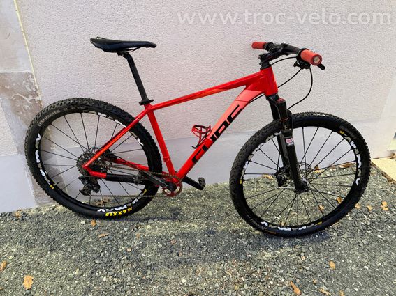 VTT Cube taille L