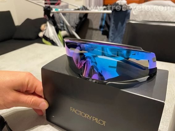 Lunette Oakley Kato - 3