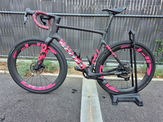 Scott Addict Gravel RC - 5