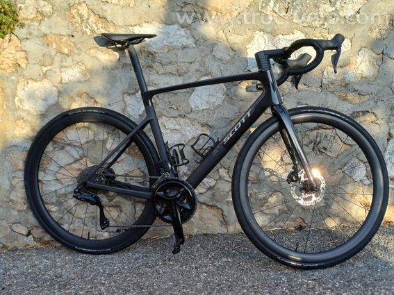 Scott Addict RC30 L Juillet 2026 Neuf