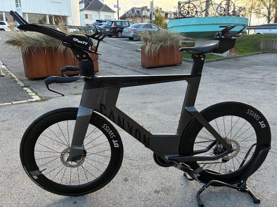Canyon Speedmax CF SLX 8 Di2 Ultegra+Fast TT - 2