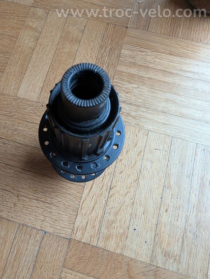 Moyeu SLX non boost - 2